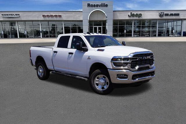 2025 RAM 2500 Tradesman Crew Cab 4WD
