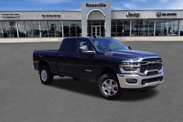 2025 RAM 2500 Big Horn Crew Cab 4WD