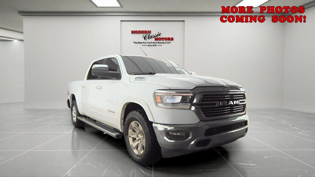 2022 RAM 1500 Laramie Crew Cab 4WD