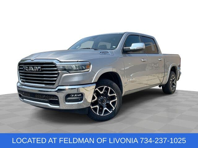 2025 RAM 1500 Laramie Crew Cab 4WD