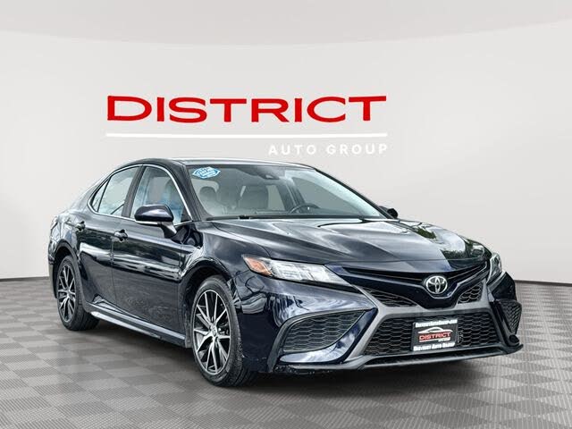 2022 Toyota Camry SE FWD