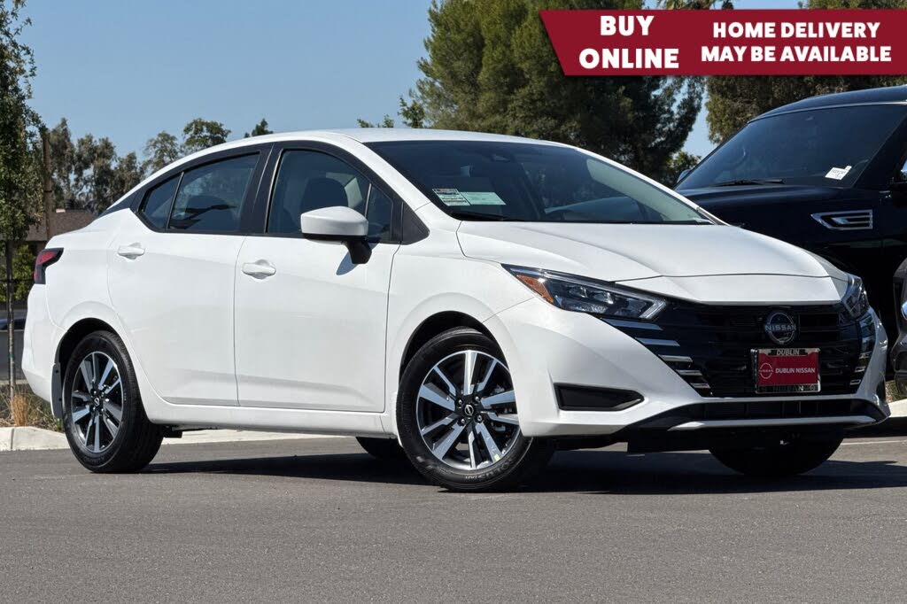 2025 Nissan Versa SV FWD