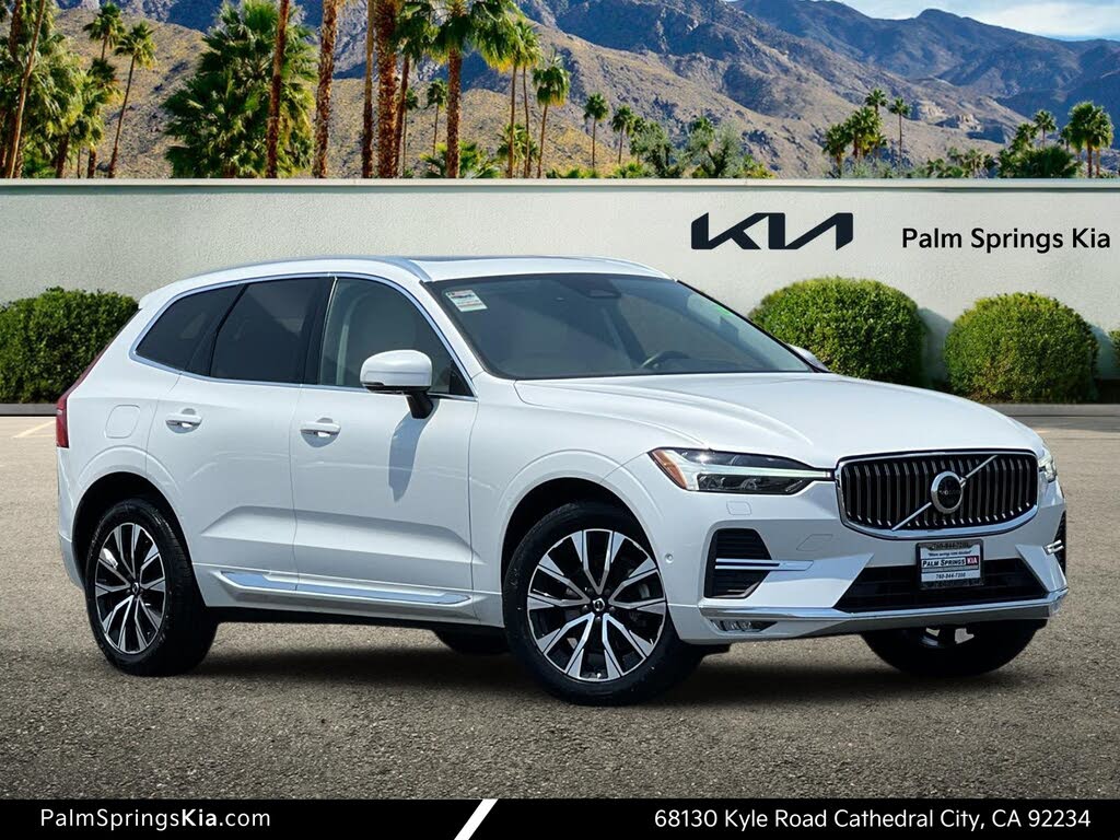 2023 Volvo XC60 B5 Plus Bright Theme AWD