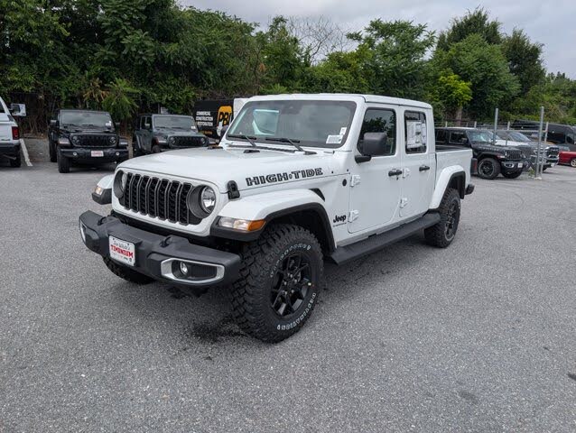 2025 Jeep Gladiator High Tide Crew Cab 4WD