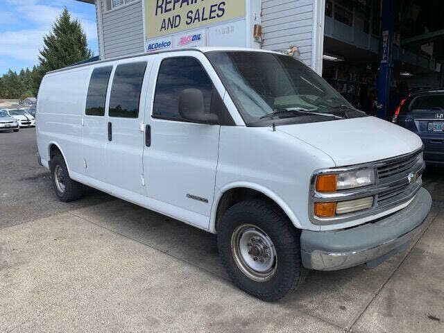 1999 Chevrolet Express Cargo G3500 Extended RWD