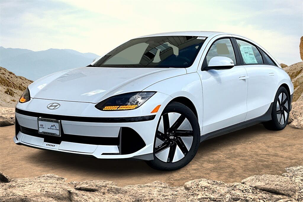 2025 Hyundai Ioniq 6 SE AWD