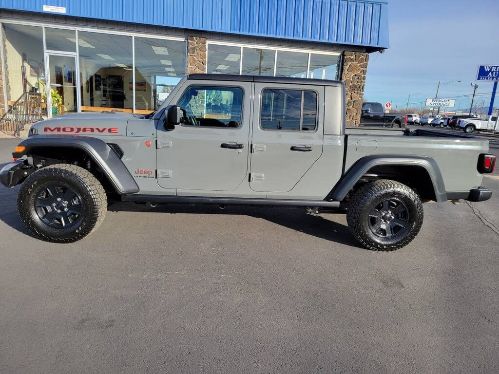 2022 Jeep Gladiator Mojave Crew Cab 4WD