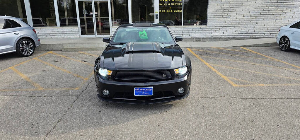 2011 Ford Mustang V6 Coupe RWD