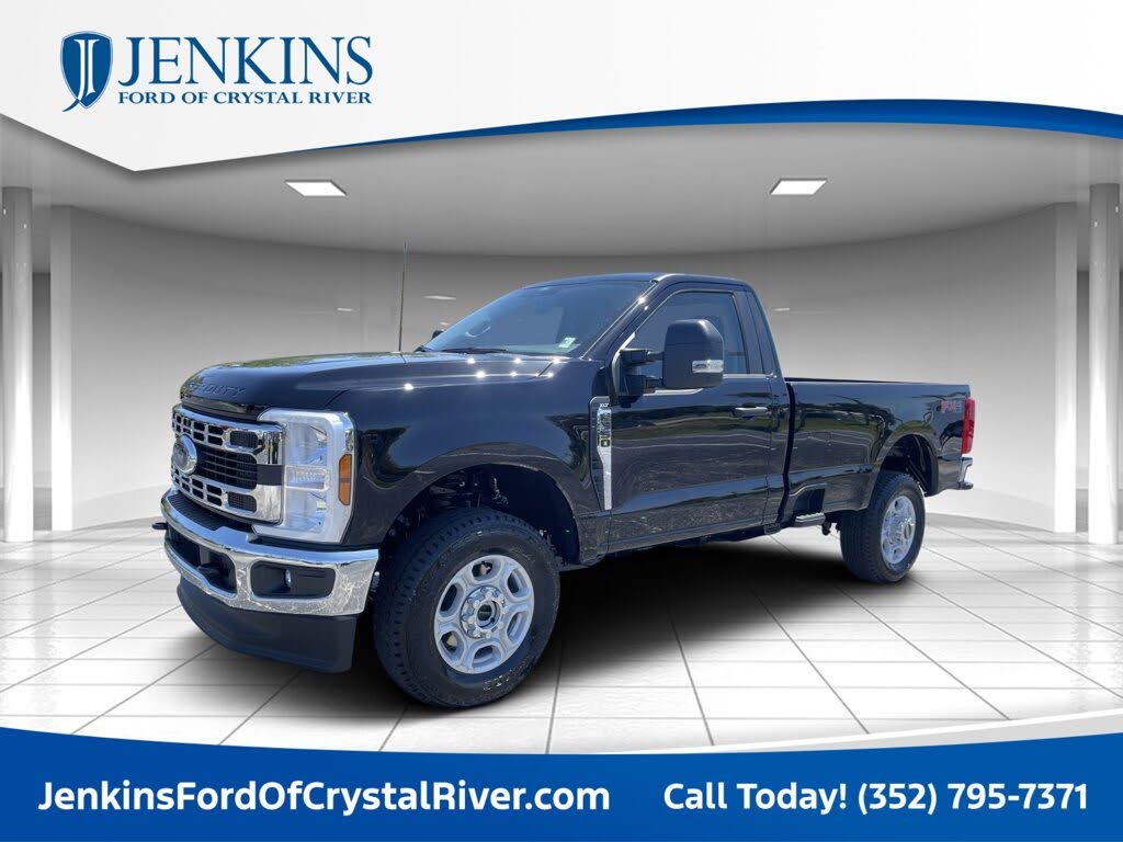 2025 Ford F-350 Super Duty XLT Regular Cab LB 4WD