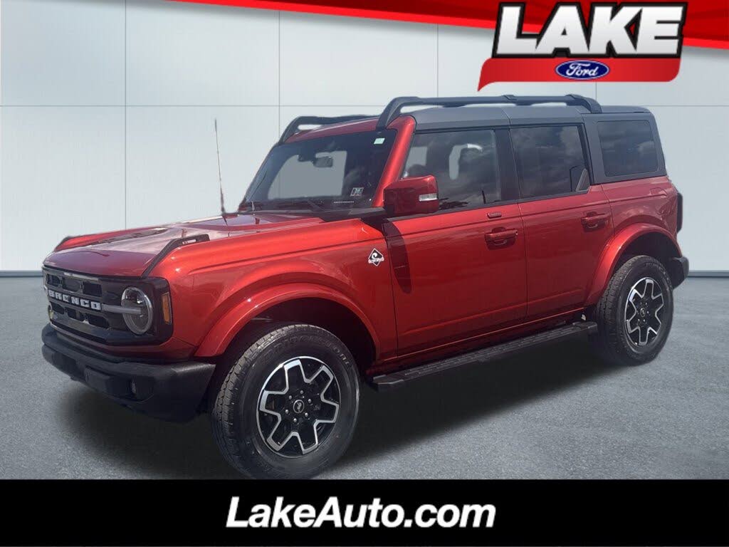 2022 Ford Bronco Outer Banks Advanced 4-Door 4WD