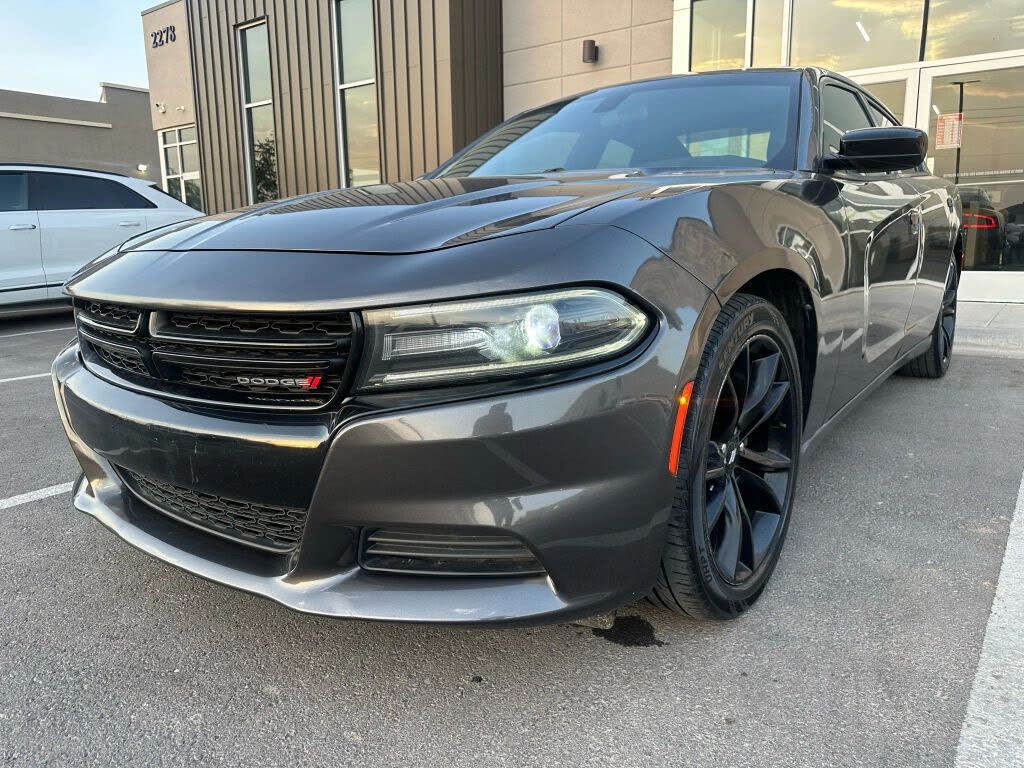 2018 Dodge Charger SXT RWD