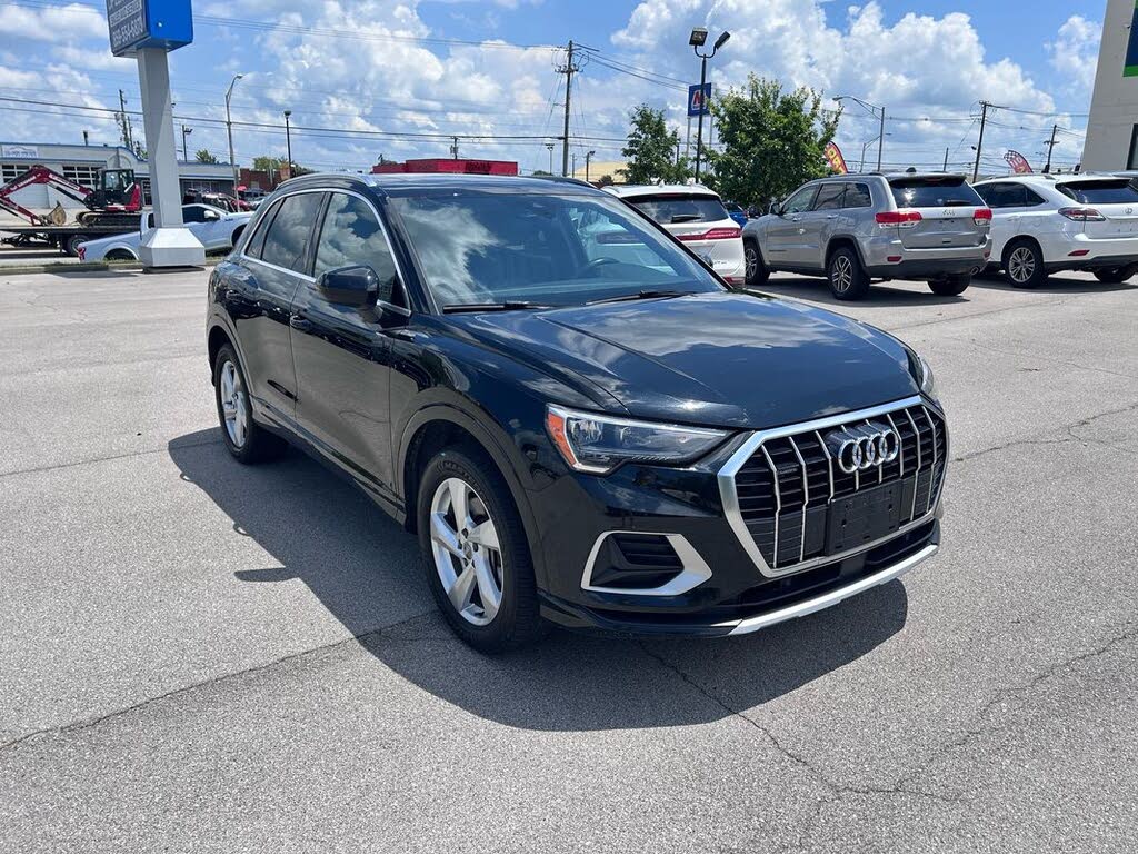 2019 Audi Q3 45 TFSI quattro Premium