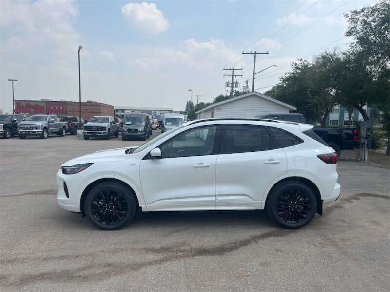 2025 Ford Escape ST-Line Elite AWD