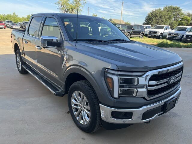 2025 Ford F-150 Lariat SuperCrew 4WD