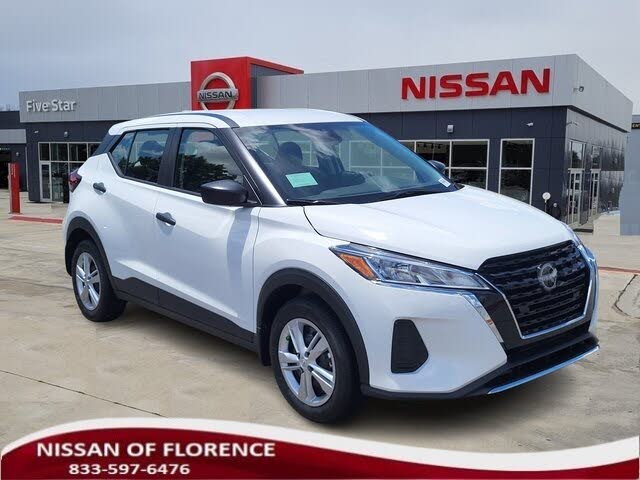 2025 Nissan Kicks Play S FWD