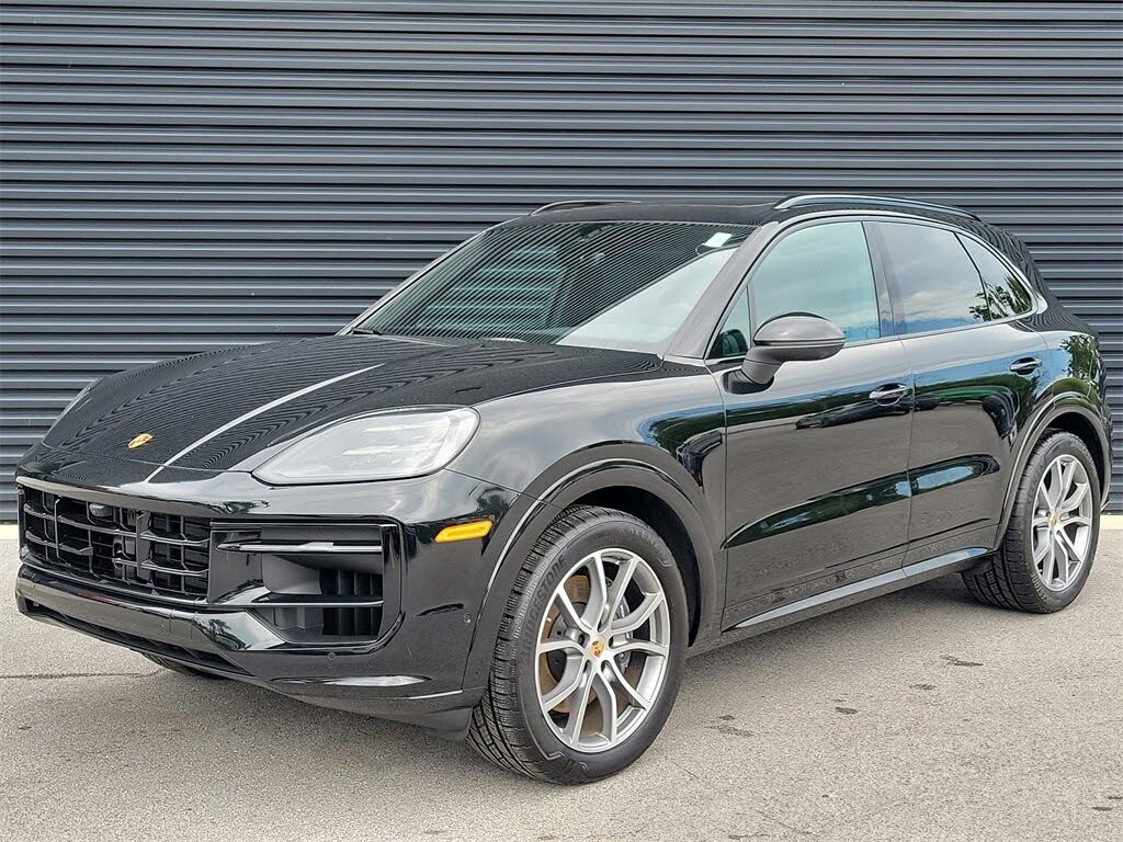 2025 Porsche Cayenne AWD