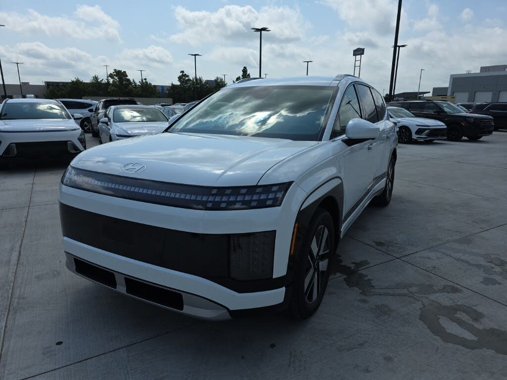 2026 Hyundai Ioniq 9 SEL AWD