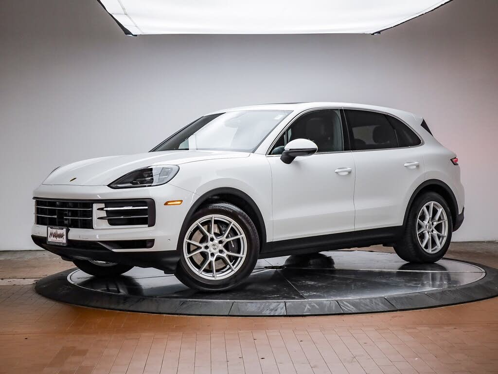 2025 Porsche Cayenne AWD