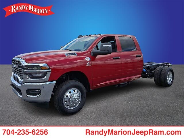 2025 RAM 3500 Chassis Tradesman Crew Cab LB DRW 4WD