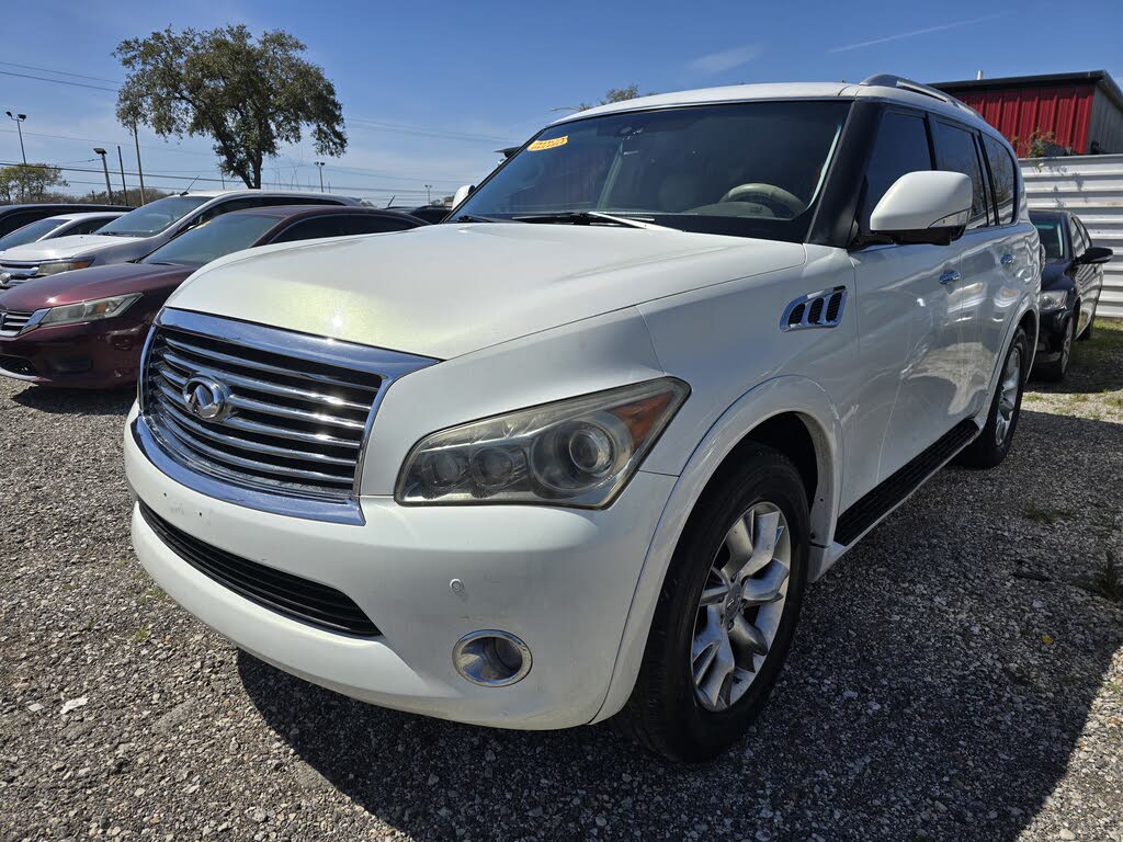 2011 INFINITI QX56 RWD with Split Bench Seat Package