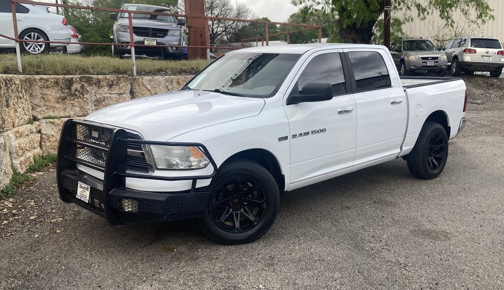 2012 RAM 1500 SLT Crew Cab 4WD