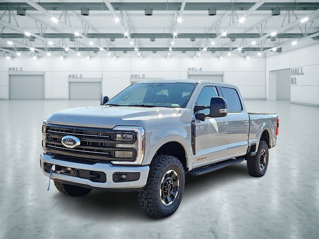 2025 Ford F-250 Super Duty Platinum Crew Cab 4WD