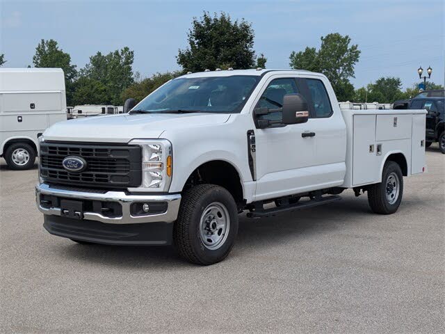 2025 Ford F-250 Super Duty XL SuperCab LB 4WD