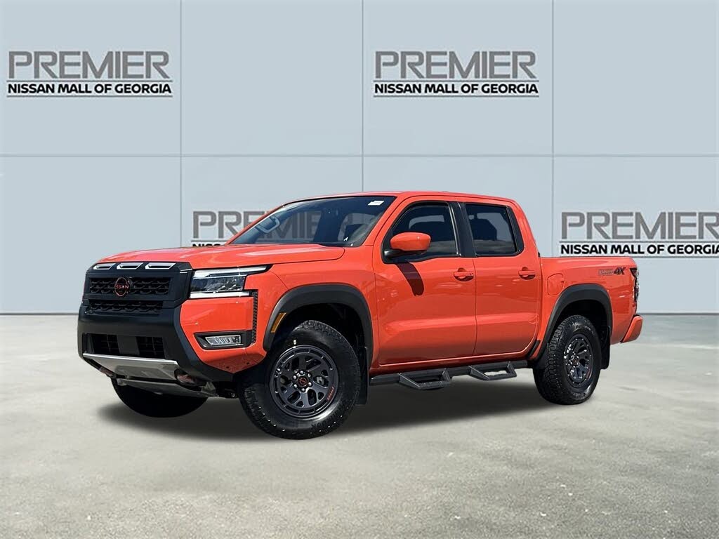 2025 Nissan Frontier PRO-4X Crew Cab 4WD