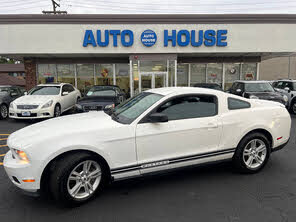 Ford Mustang V6 Premium Coupe RWD