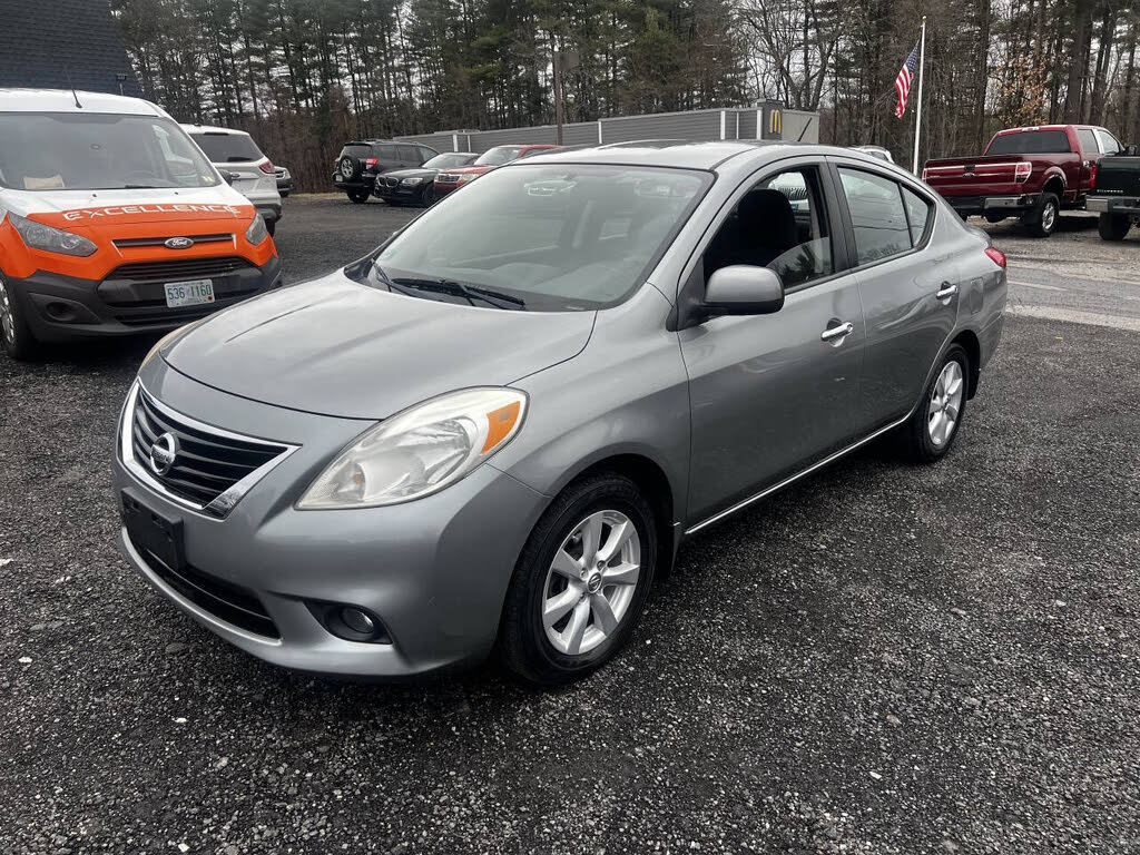 2012 Nissan Versa 1.6 S