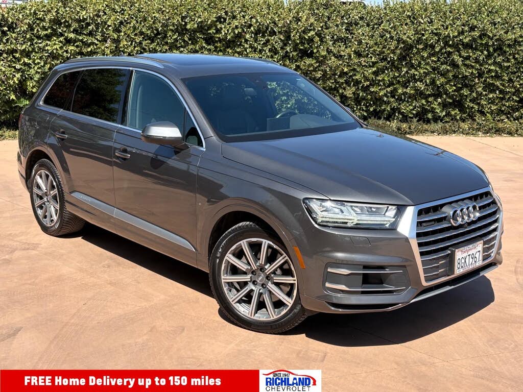2019 Audi Q7 55 TFSI quattro Premium Plus