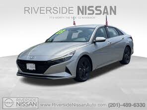 Hyundai Elantra SEL FWD