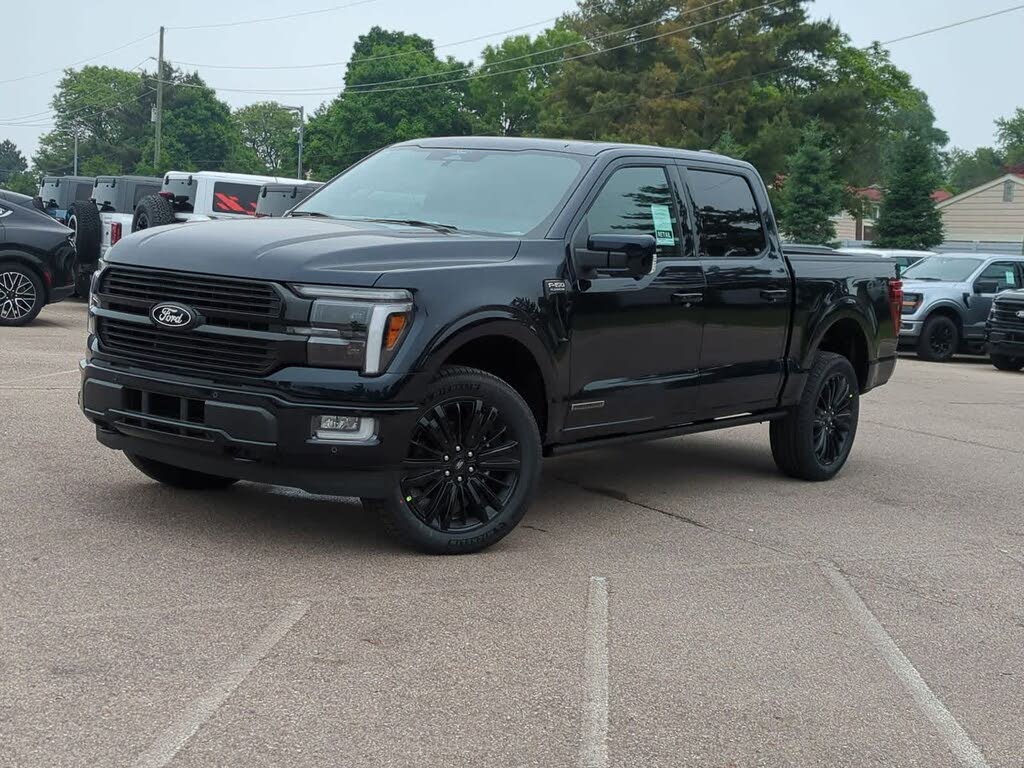 2025 Ford F-150 Platinum SuperCrew 4WD