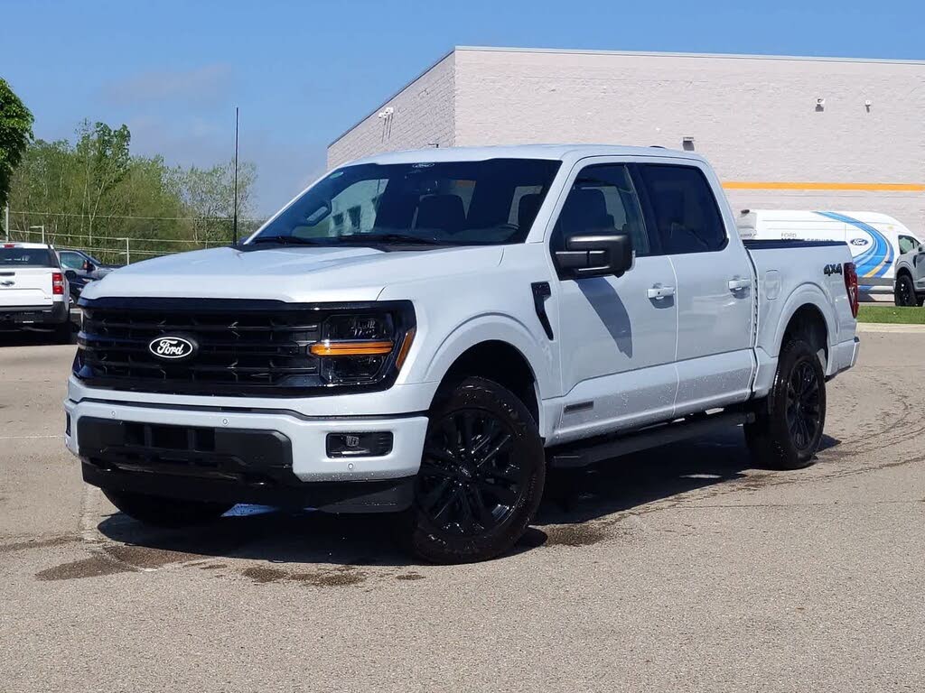2025 Ford F-150 XLT SuperCrew 4WD