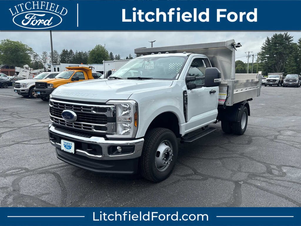 2025 Ford F-350 Super Duty Chassis XL Regular Cab DRW 4WD
