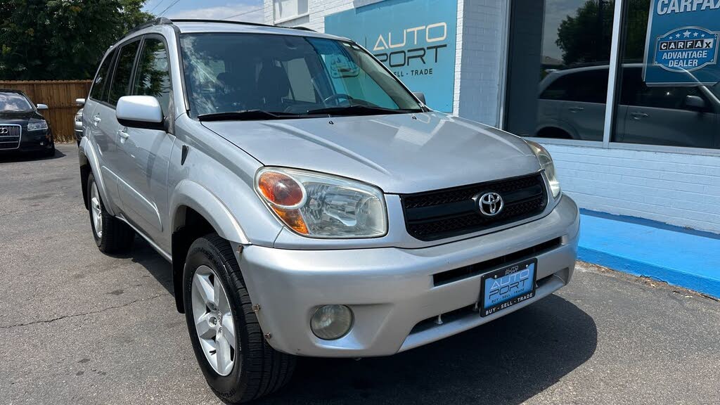 2004 Toyota RAV4 Base 4WD