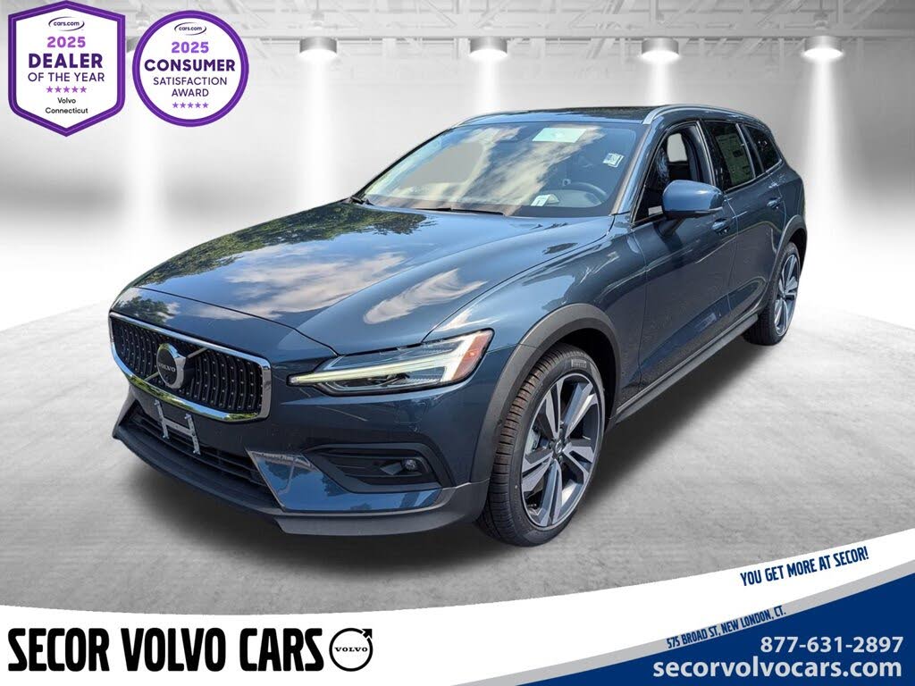 2026 Volvo V60 Cross Country B5 Plus AWD