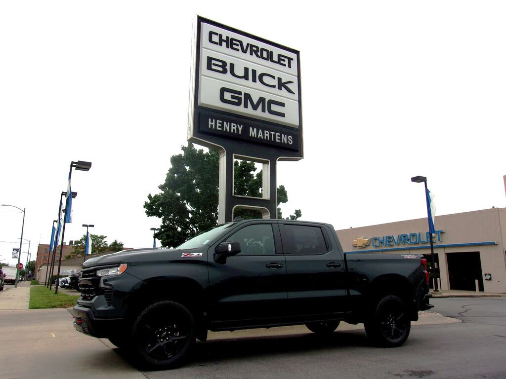 2025 Chevrolet Silverado 1500 LT Trail Boss Crew Cab 4WD