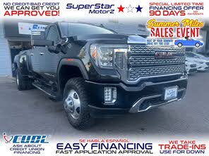 GMC Sierra 3500HD Denali Crew Cab 4WD
