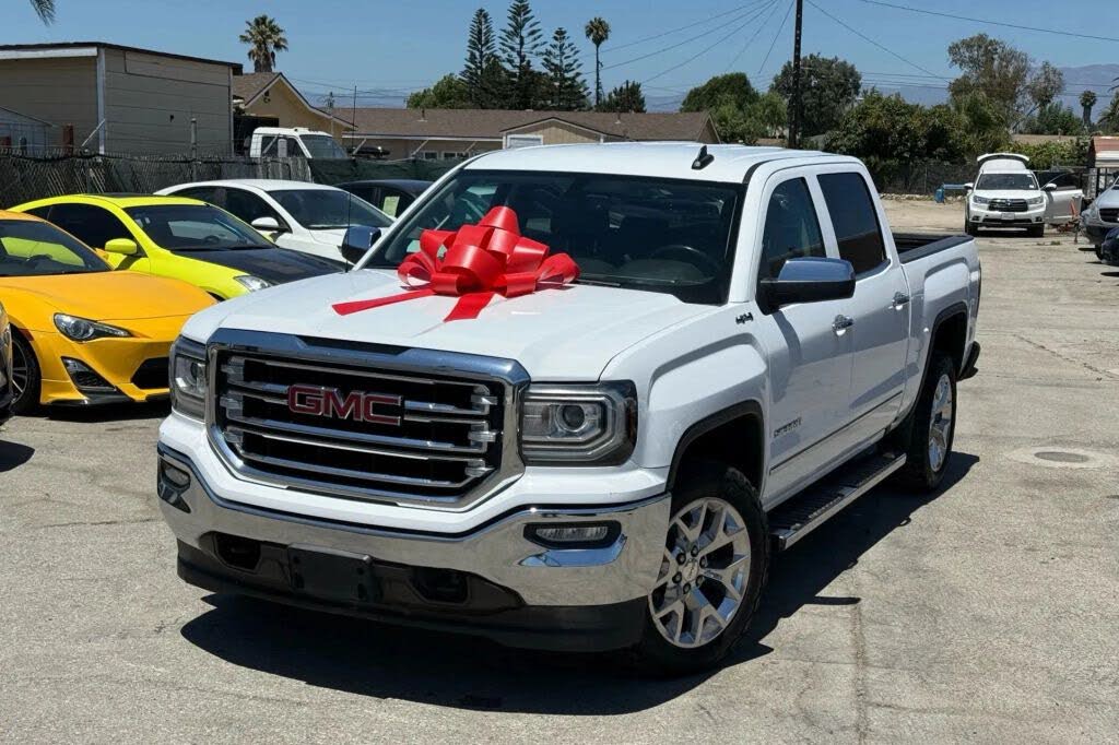 2017 GMC Sierra 1500 SLT Crew Cab 4WD