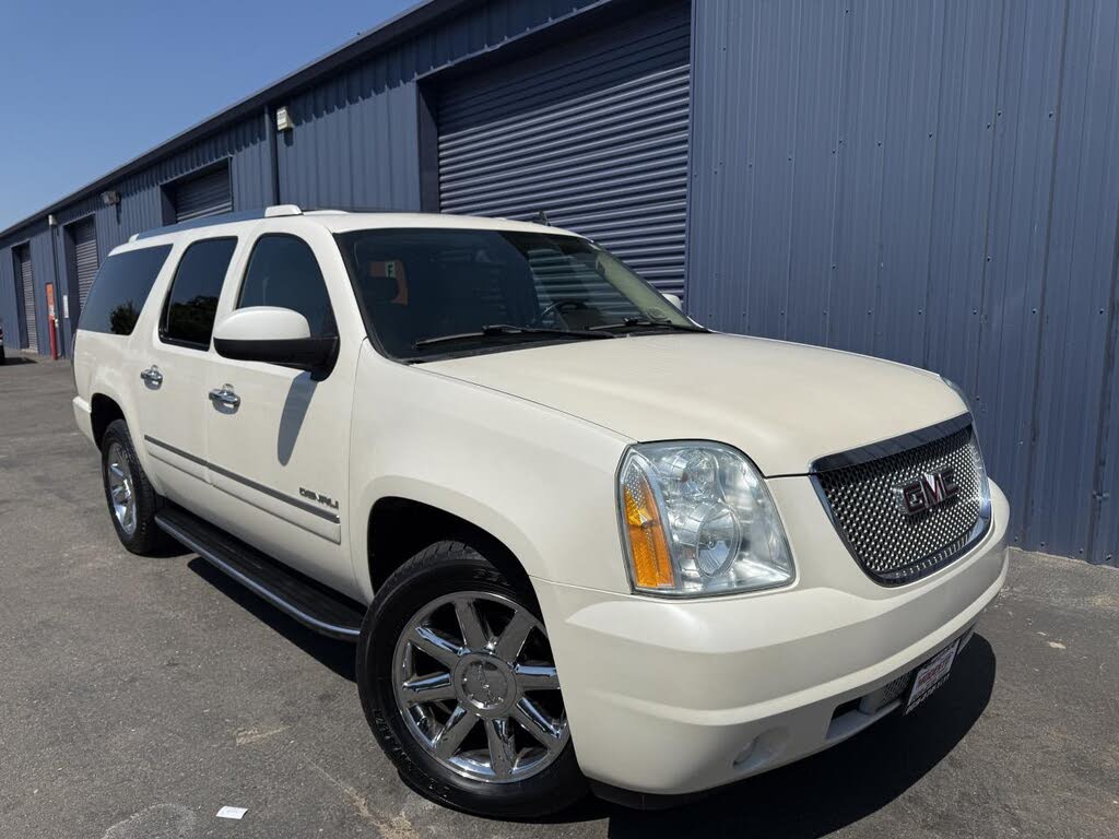 2010 GMC Yukon XL Denali 4WD