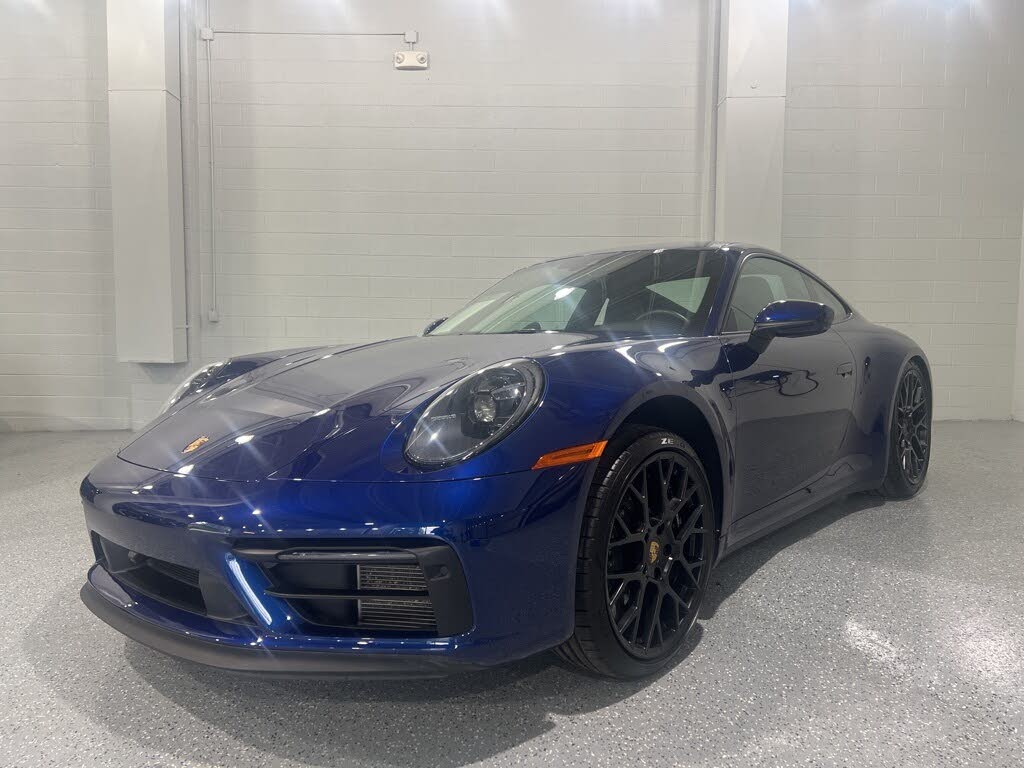2024 Porsche 911 Carrera GTS Coupe RWD