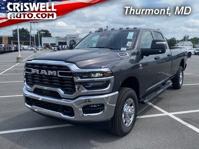 2025 RAM 2500 Tradesman Crew Cab LB 4WD