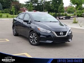 Nissan Versa SV FWD