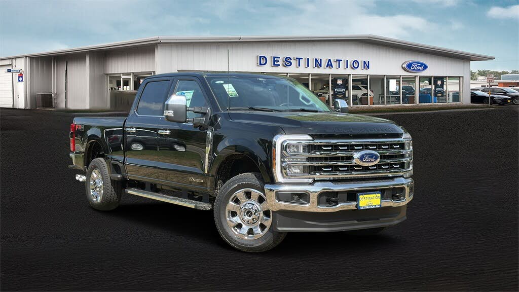 2025 Ford F-250 Super Duty Lariat Crew Cab 4WD