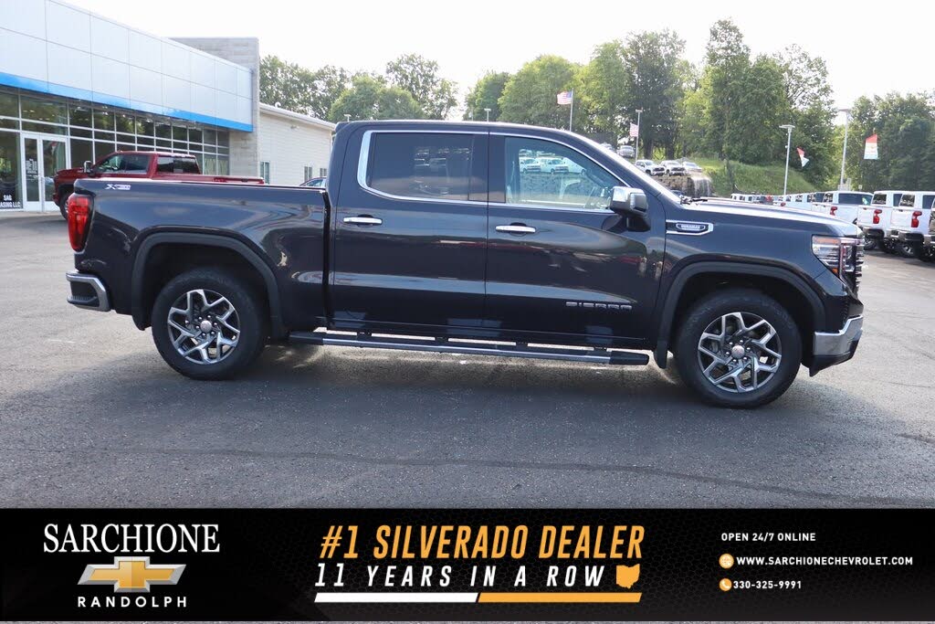 2023 GMC Sierra 1500 SLT Crew Cab 4WD