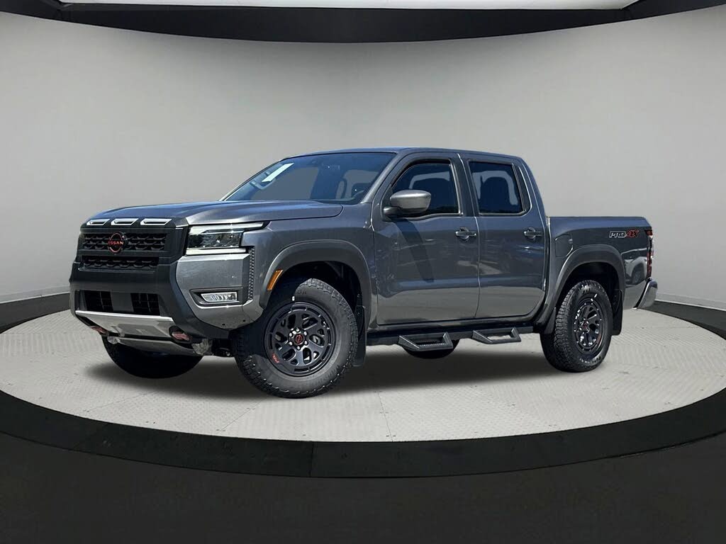 2025 Nissan Frontier PRO-4X Crew Cab 4WD