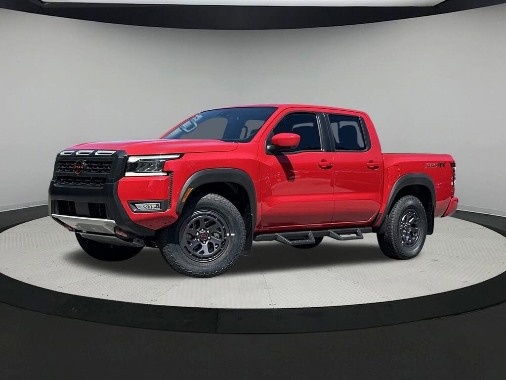 2025 Nissan Frontier PRO-4X Crew Cab 4WD