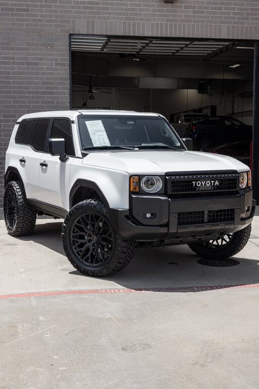 2025 Toyota Land Cruiser 4WD
