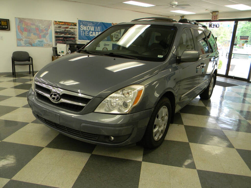 2008 Hyundai Entourage Limited FWD
